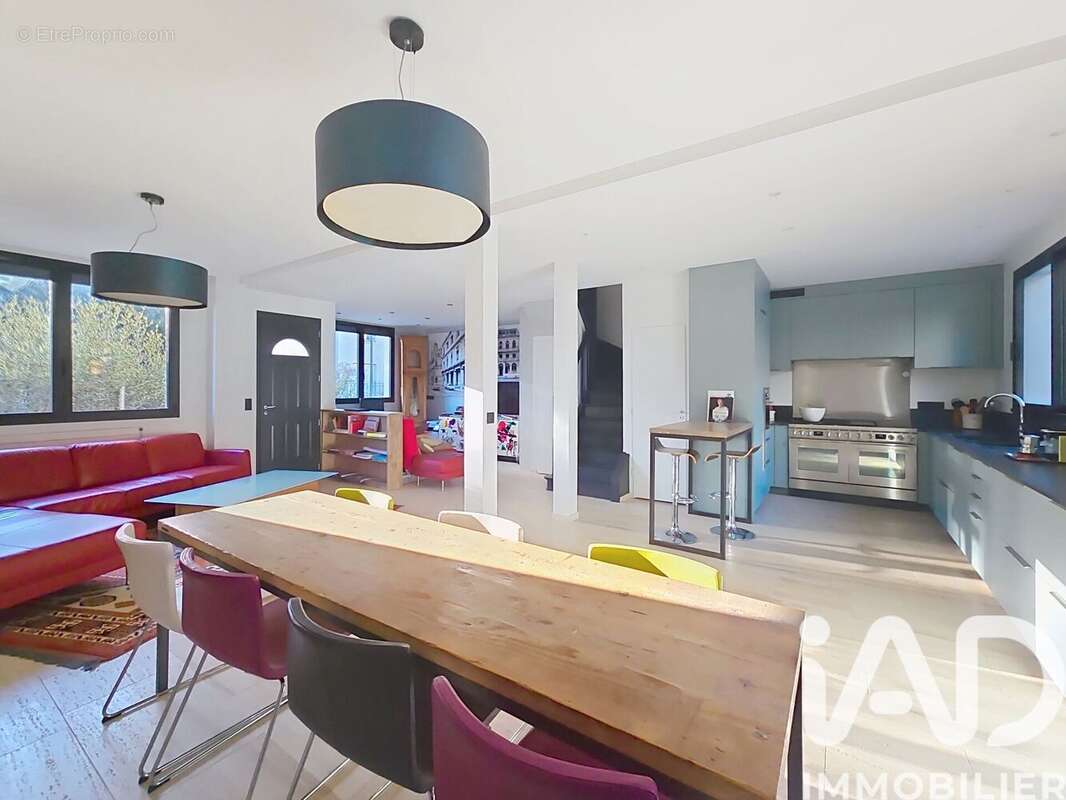 Photo 5 - Maison à SURESNES