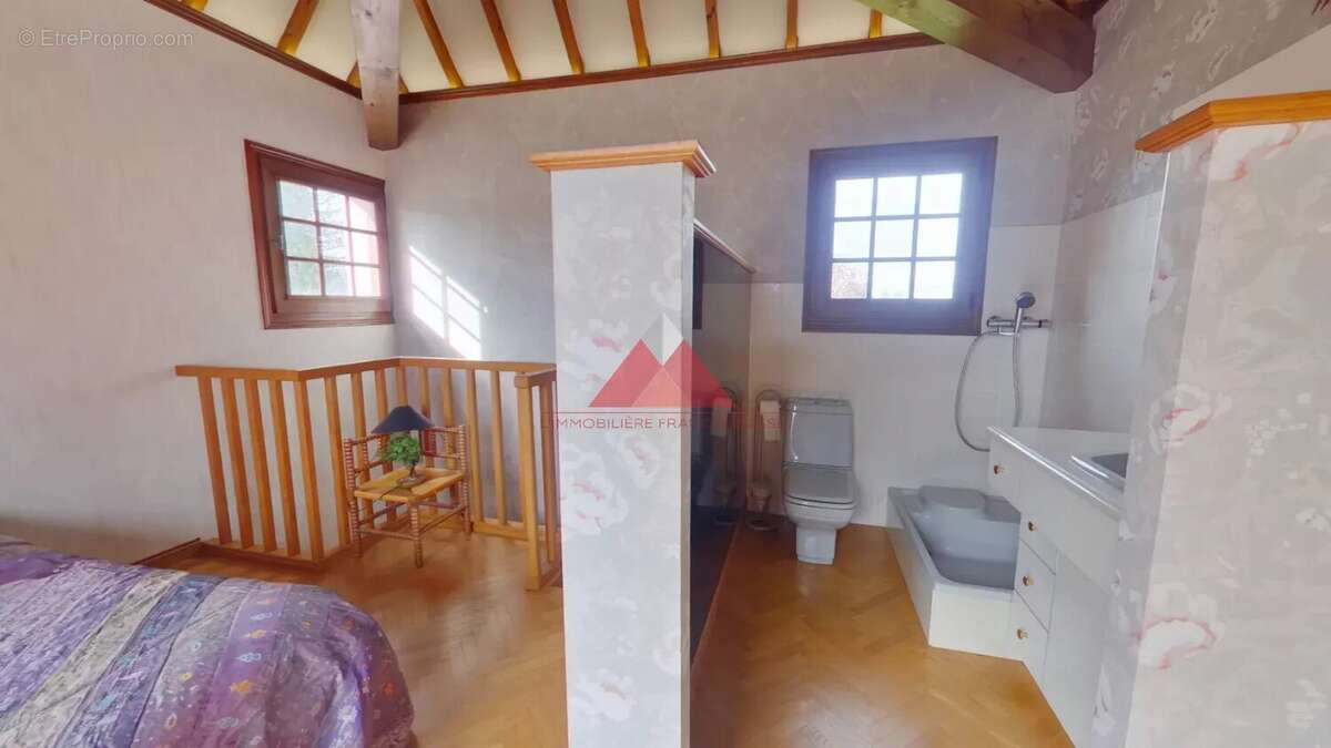 Maison à PONT-DE-POITTE