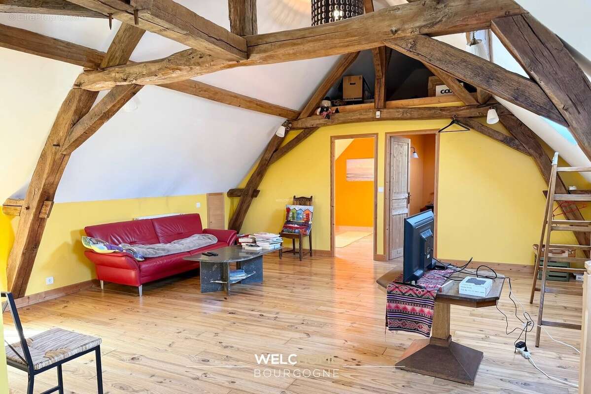 Maison à MERCUREY