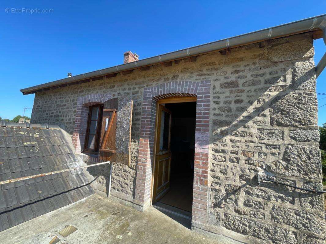 Maison de village 124m2  JOUILLAT (23) - photo 35