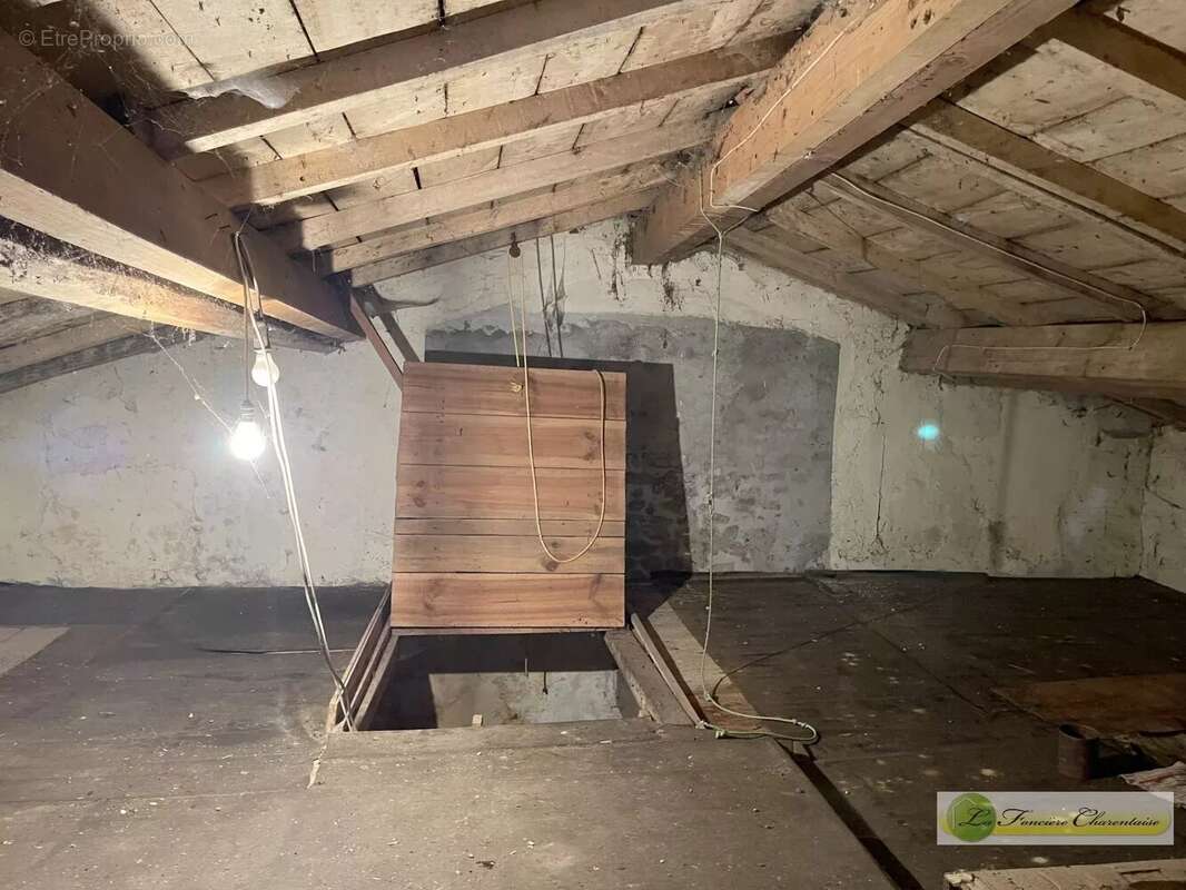 Maison 103 m² à Verdille  - photo 20