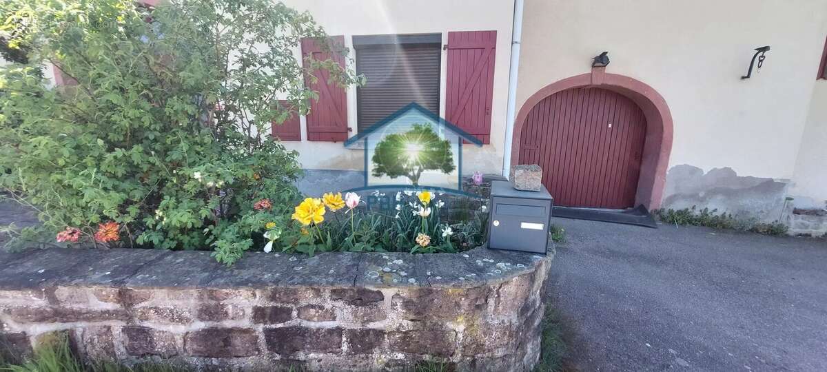 Maison à DOCELLES