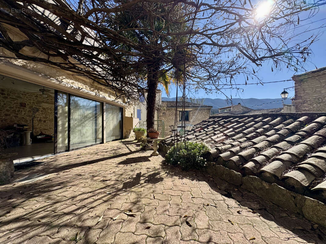 Maison à SAINT-MARTIN-DE-CASTILLON