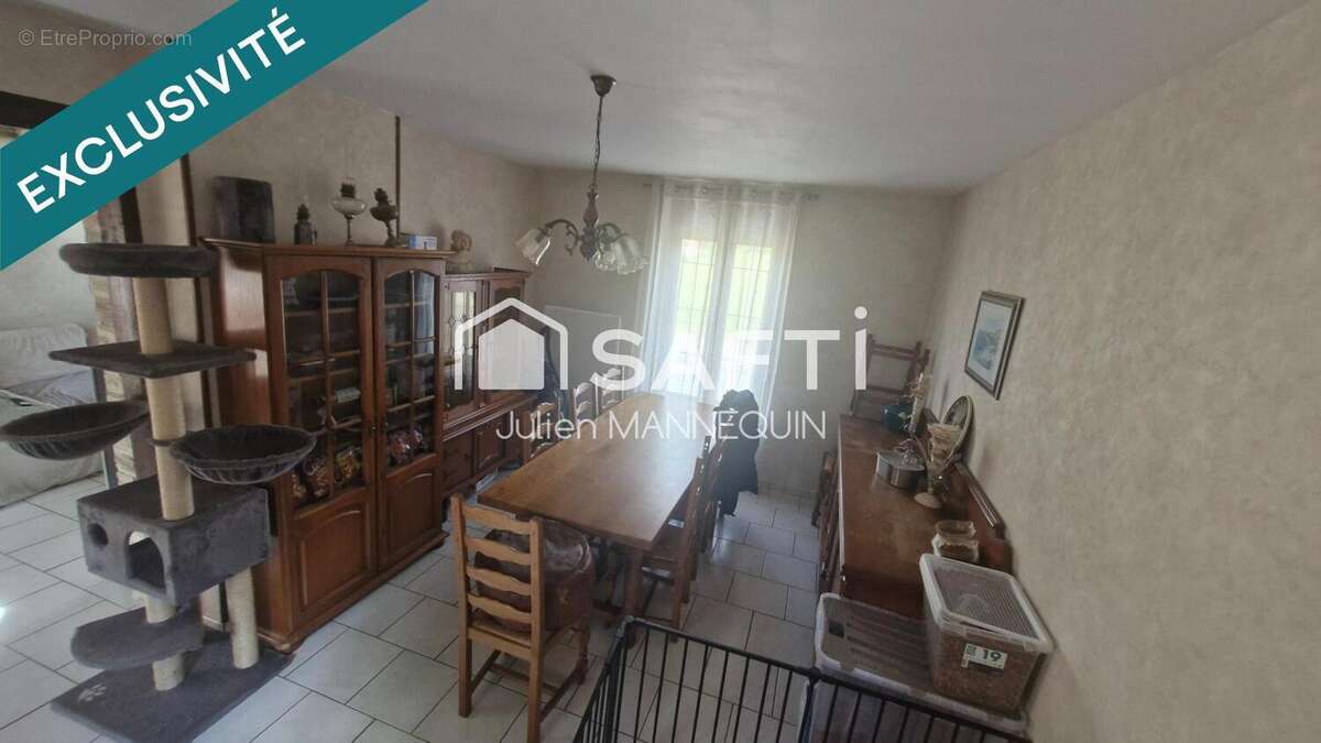 Maison 104 m² à Saint-Quentin  - photo 3