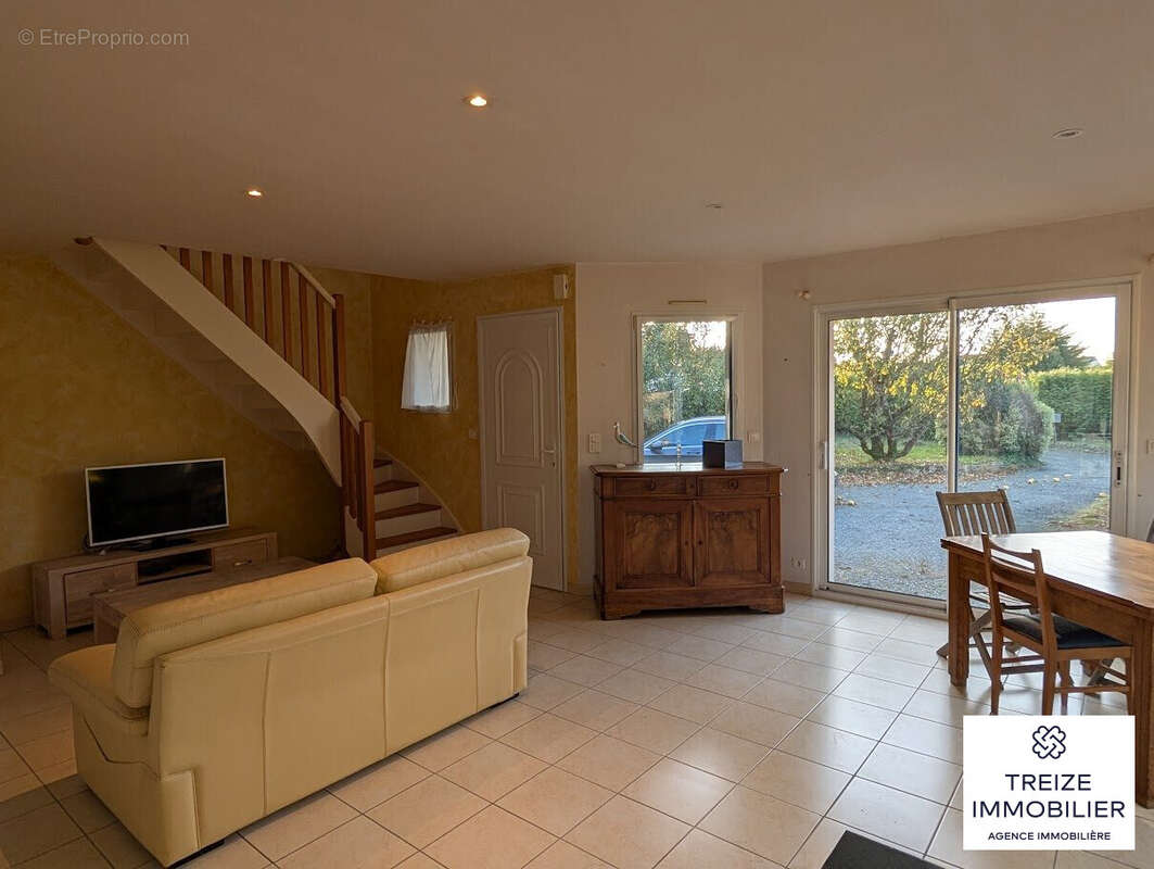 Maison à PLONEOUR-LANVERN