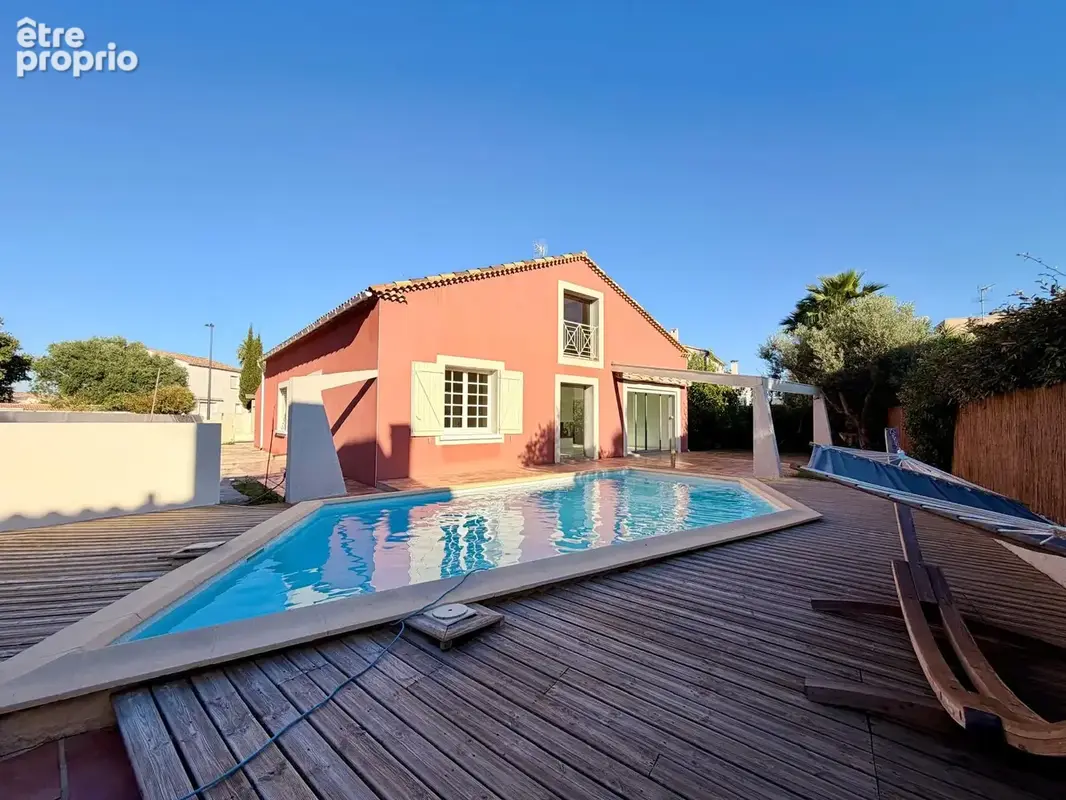 Pérols   villa  atypique t5 de 169m2 au sol avec piscine, jardin et garage - photo 1