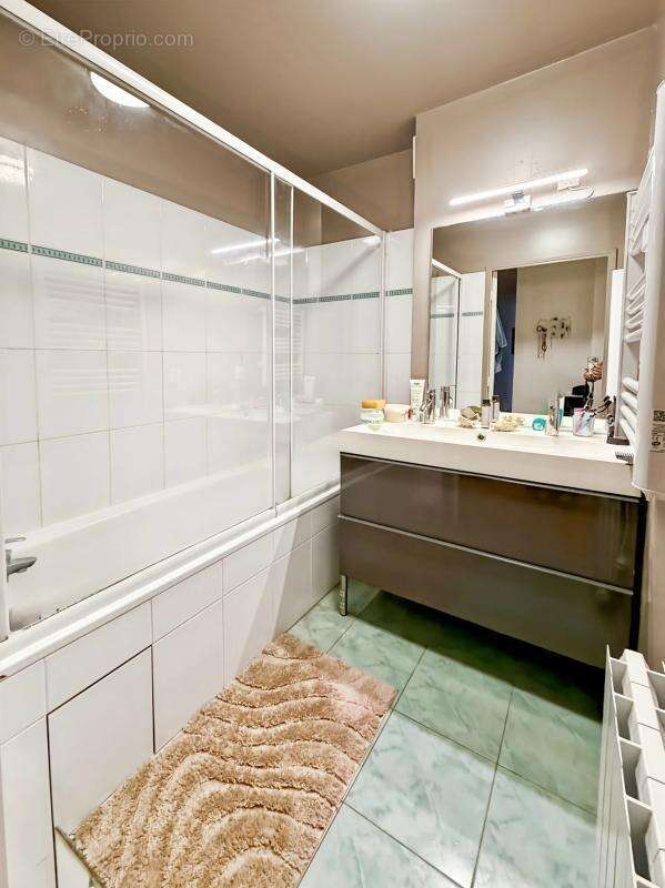 Appartement à SAINT-OUEN-L'AUMONE
