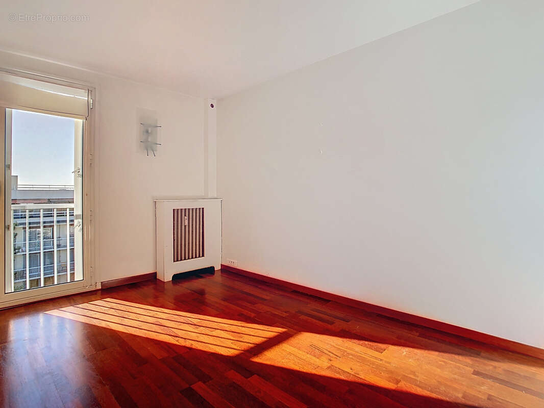Appartement à RUEIL-MALMAISON
