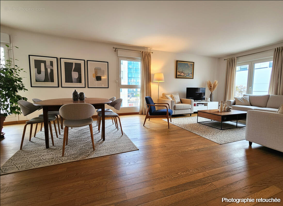 Appartement à LA GARENNE-COLOMBES