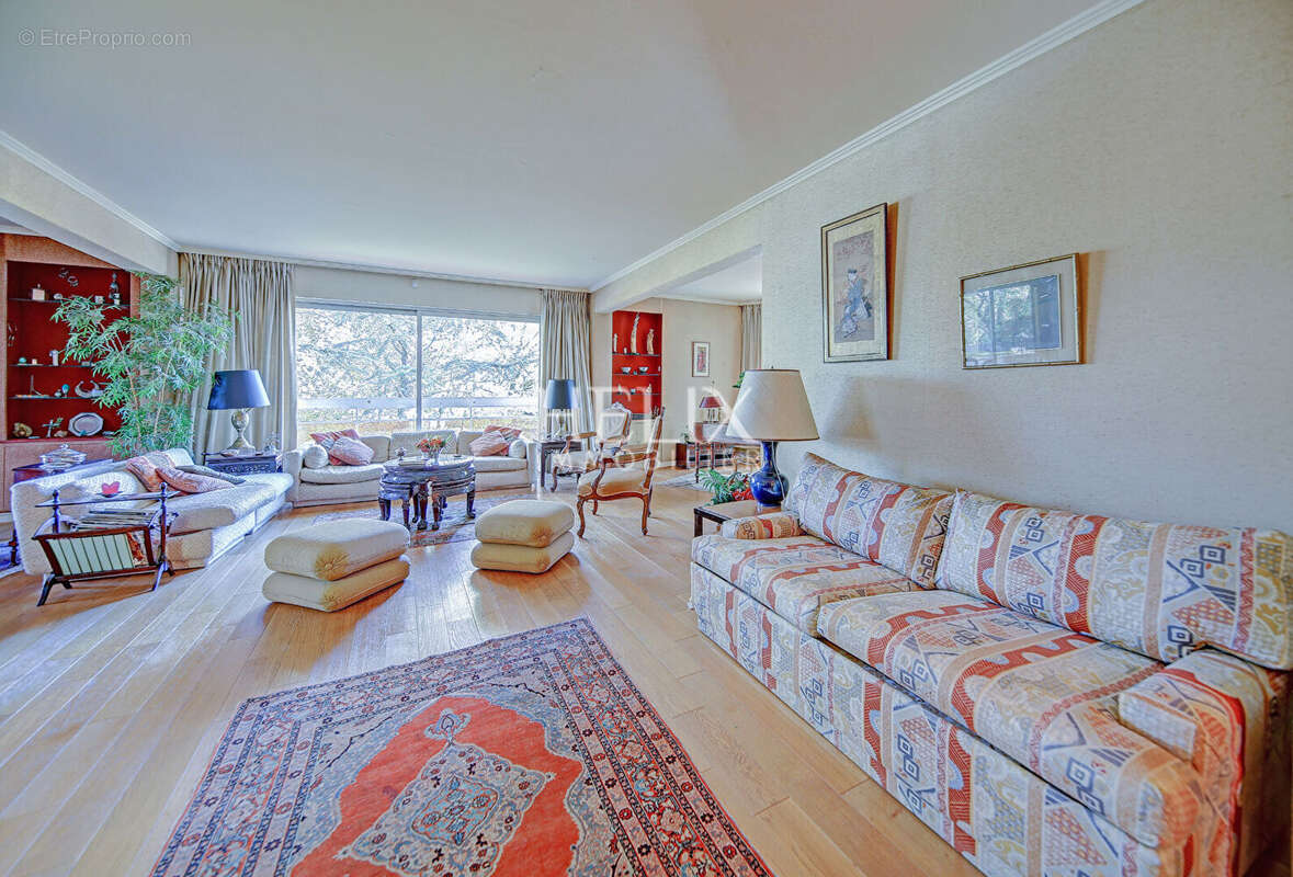 Appartement à LE VESINET