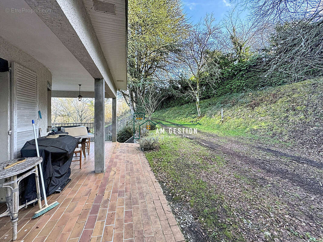Maison Saint Denis Des Murs 4 pièce(s) 100 m2 avec étang - photo 4
