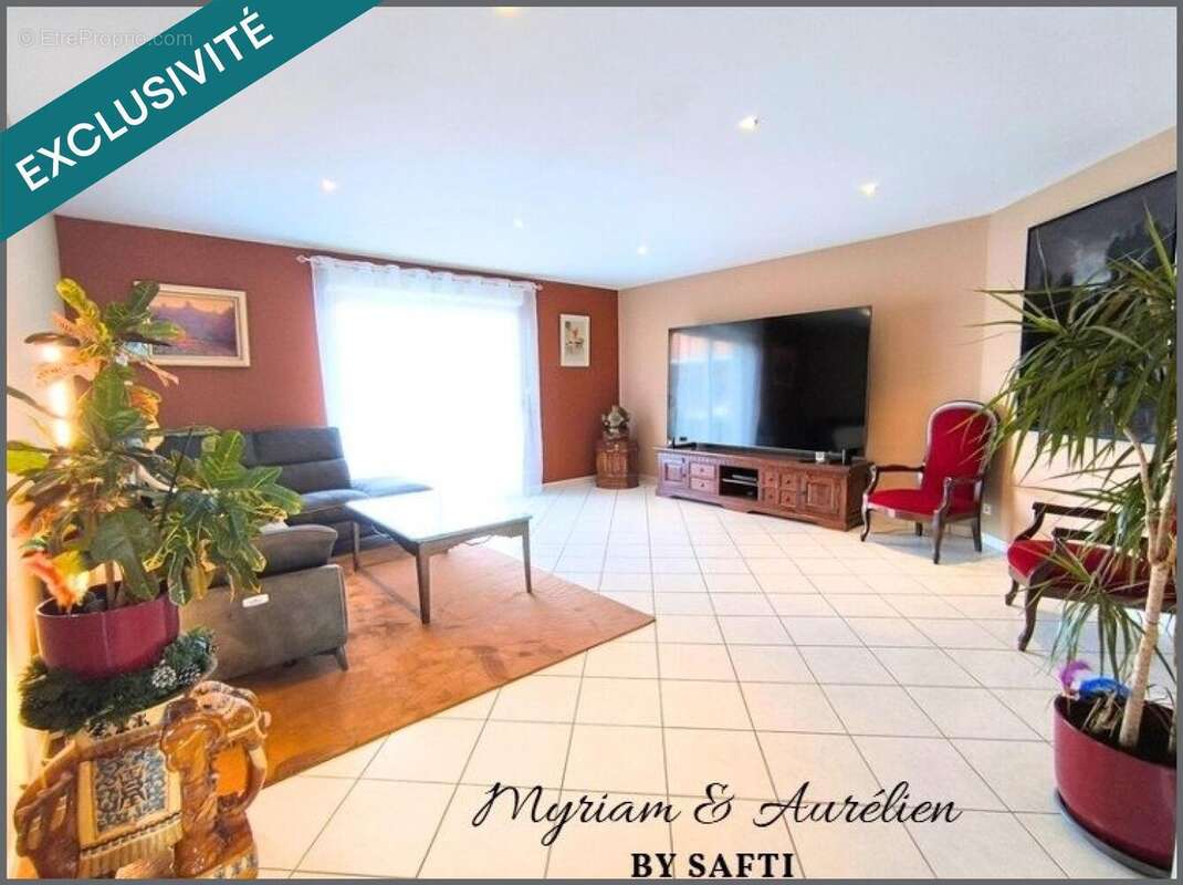 Maison 190 m² à Dun-Le-Palestel  - photo 7