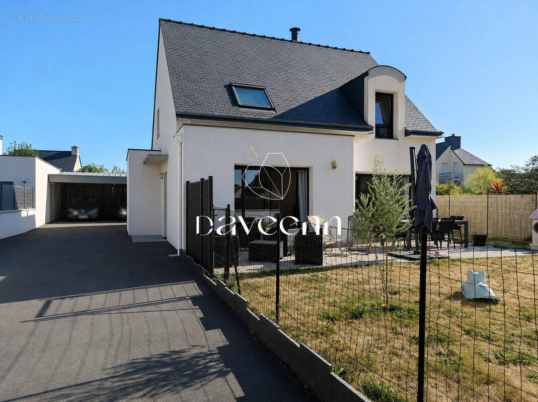 Maison à PLUVIGNER