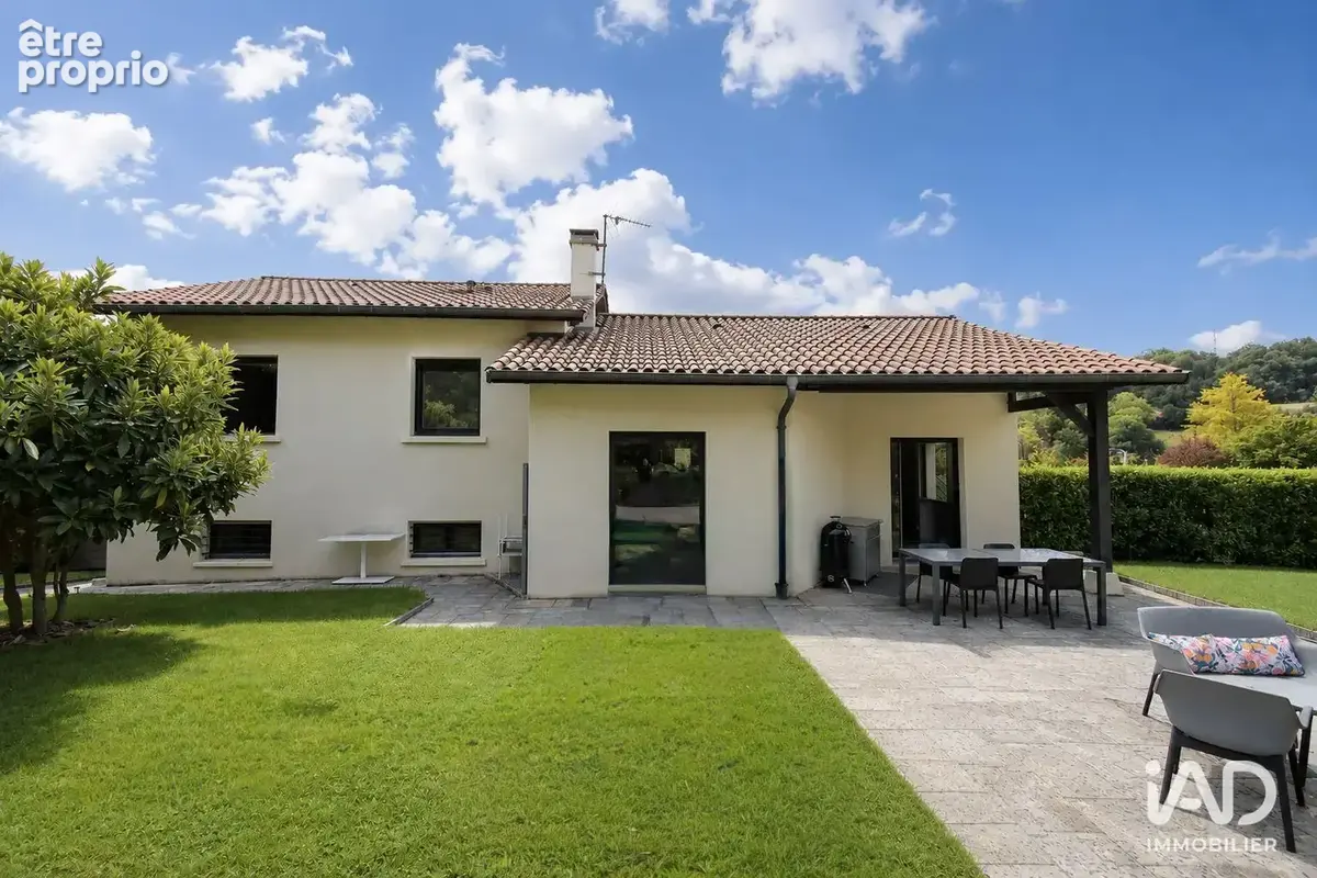 Photo 1 - Maison à LES EPARRES
