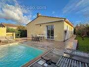 Maison à ROQUEBRUNE-SUR-ARGENS