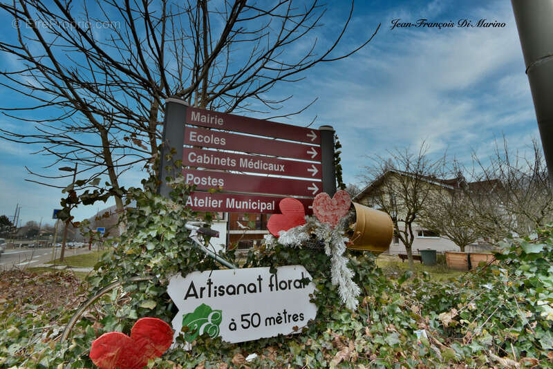 Terrain à PERRIGNIER