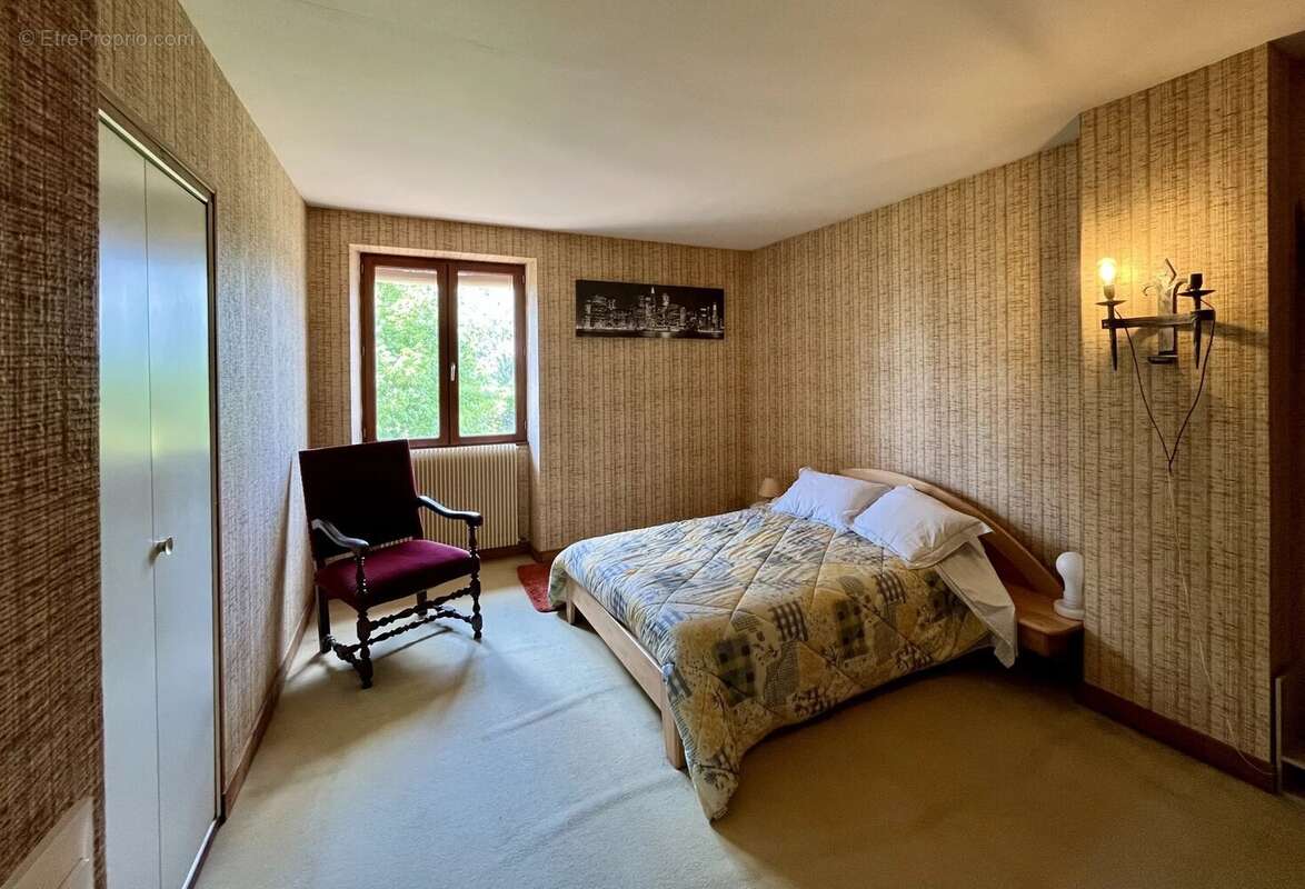 Maison à AUBETERRE-SUR-DRONNE