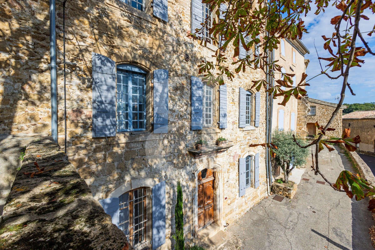 Maison à ROCHEGUDE