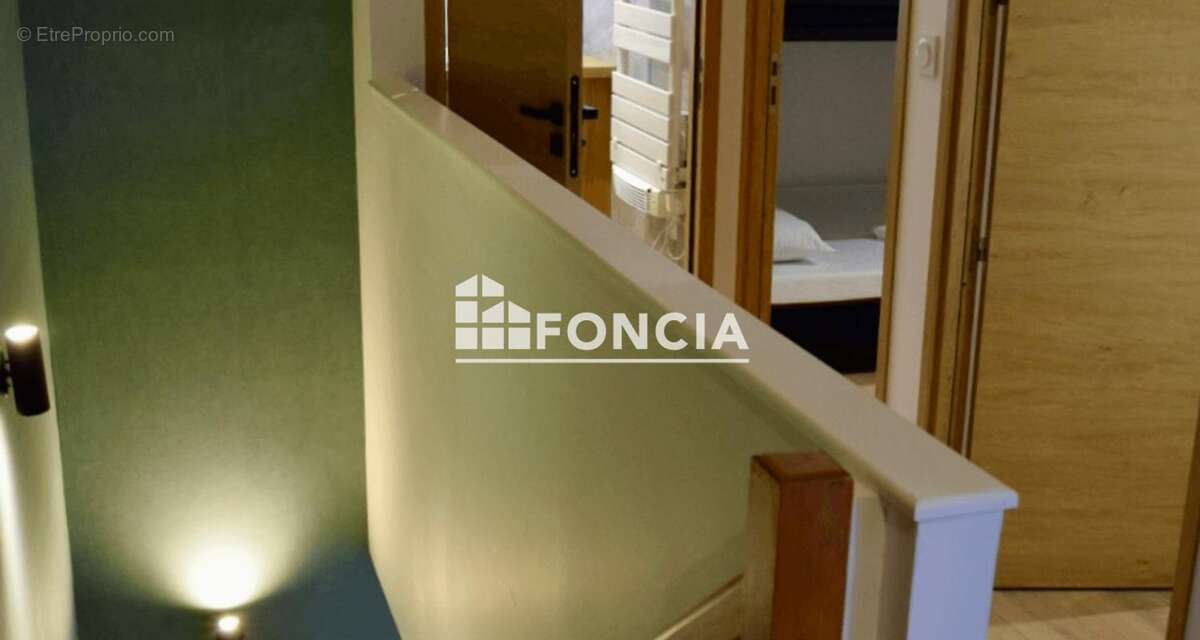 Appartement à SAINT-FRANCOIS-LONGCHAMP