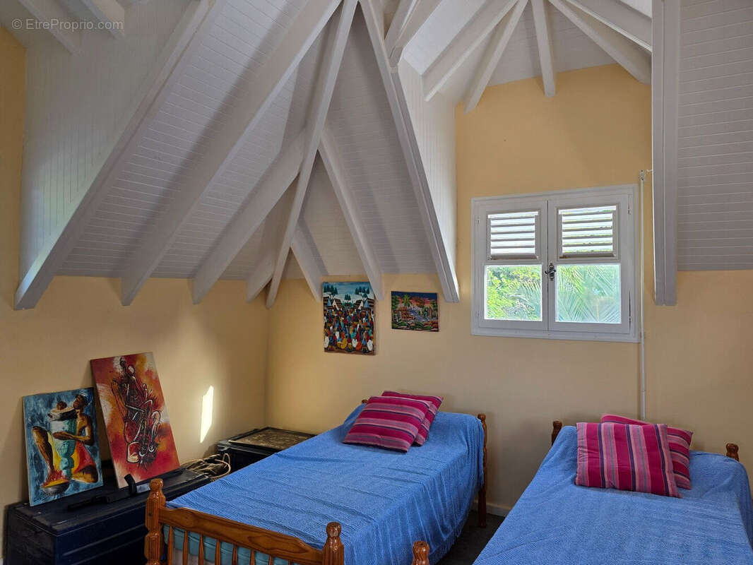 Maison à GRAND-BOURG