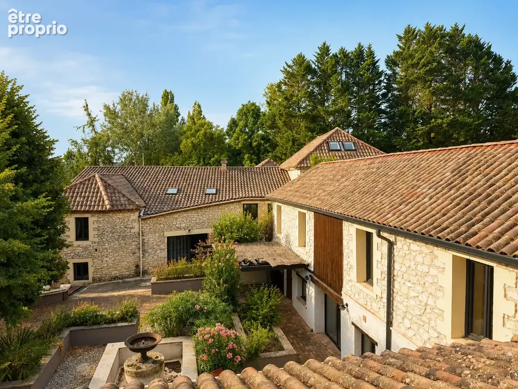 Très bel ensemble immobilier avec potentiel locatif, sur 12 ha - photo 12