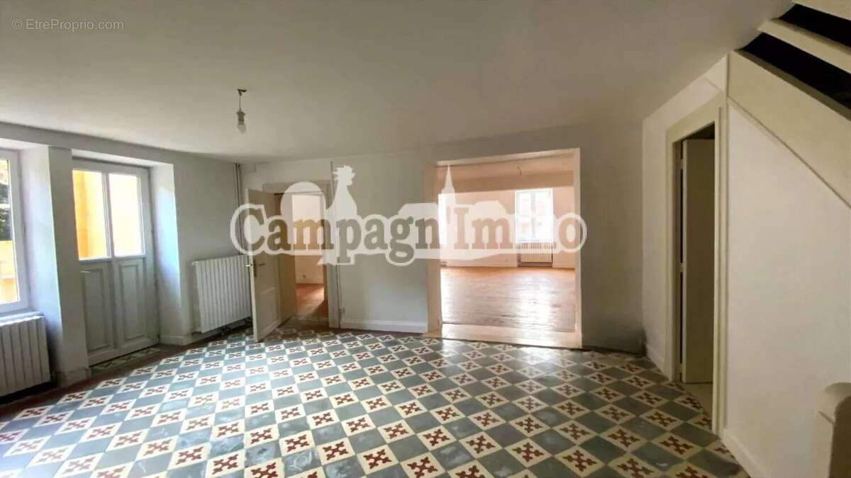 Maison à CHAMBOST-ALLIERES