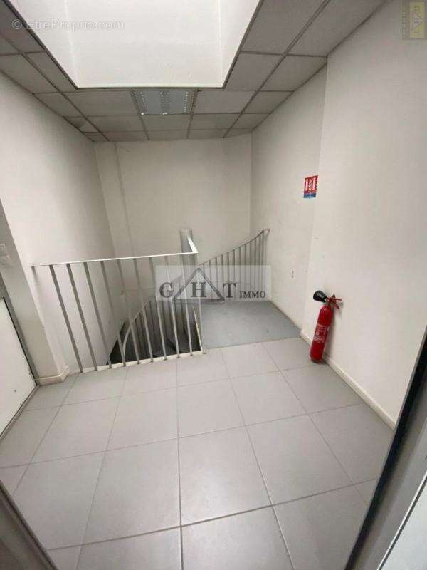 Commerce à MAISONS-ALFORT