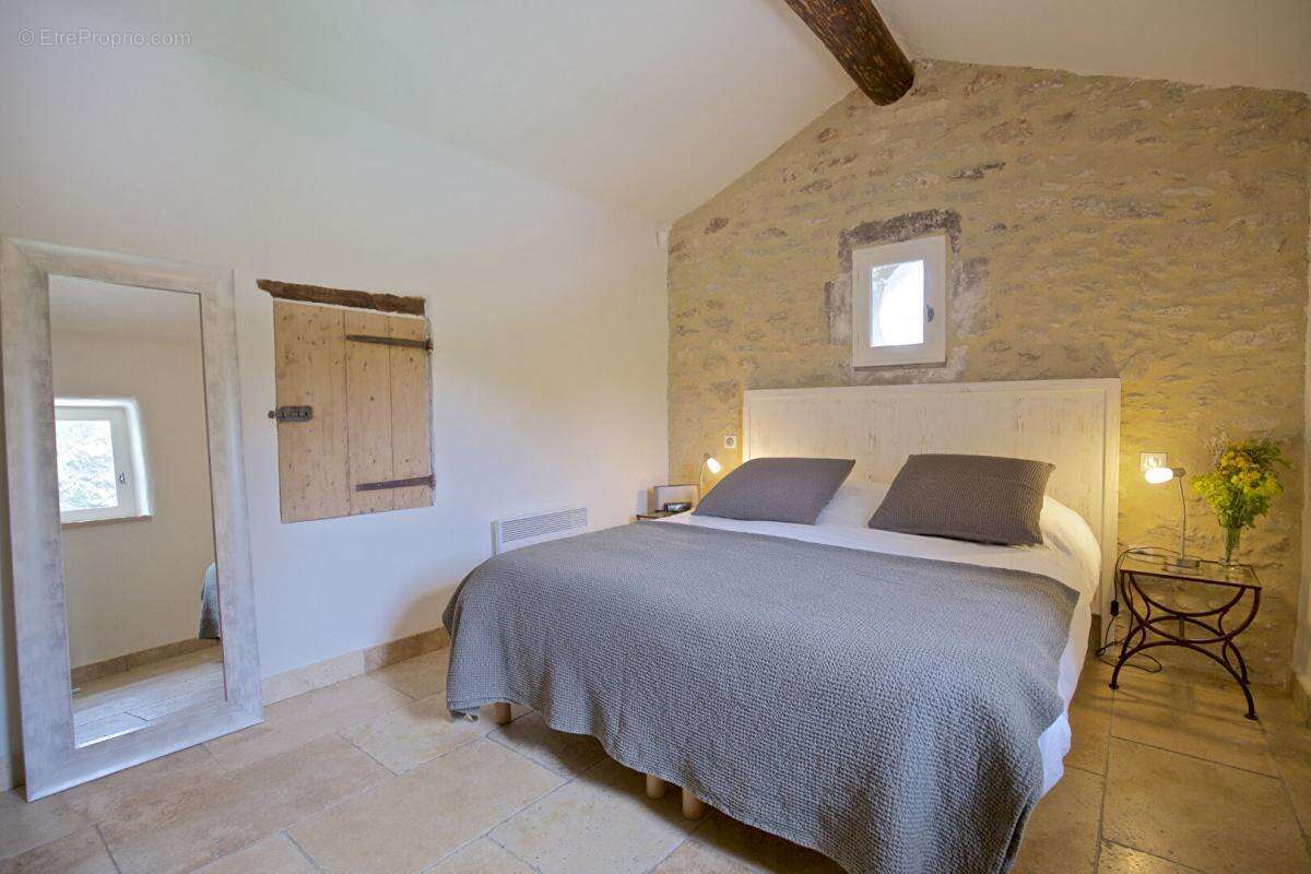 Maison à BONNIEUX