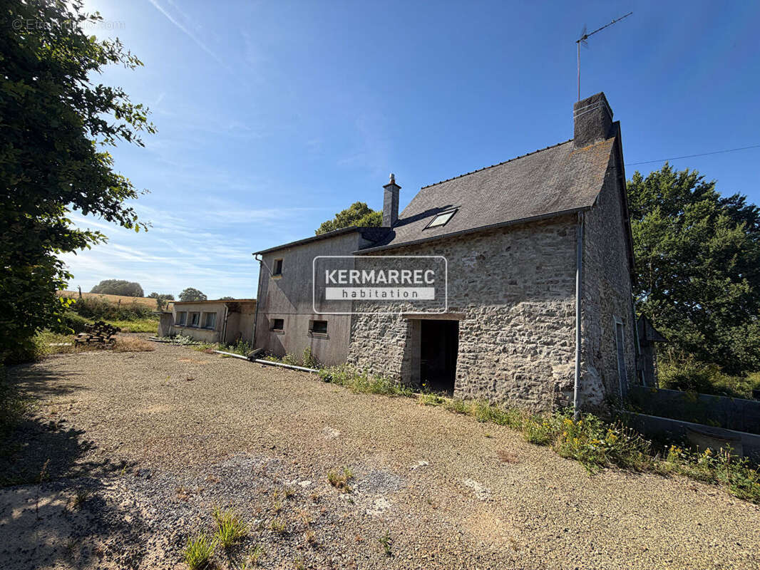 A VENDRE Maison 7 pièces à SAINT-M'HERVE - 127 300  HAI - photo 9
