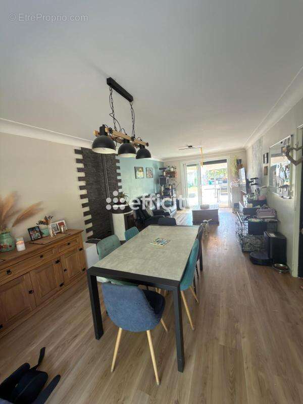 Maison 208 m² à Saint-Molf  - photo 7