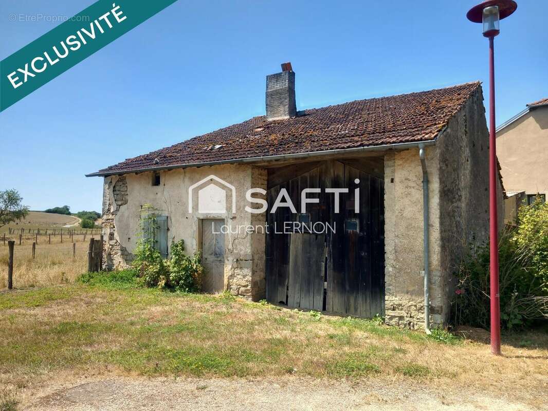 Maison 85 m² à Gevigney-Et-Mercey  - photo 3