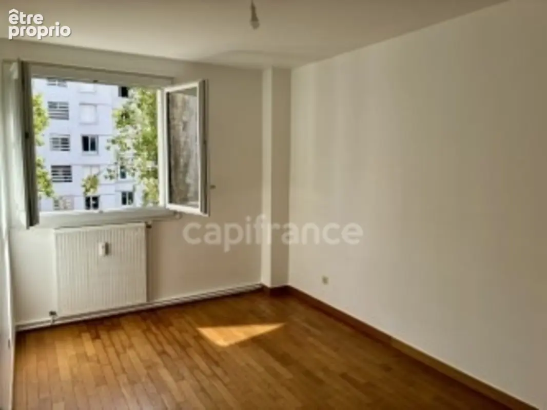 Appartement FRANCHEVILLE 5 pièces, 3 chambres (possibilité 4), proche des commerces, des bus, des écoles - photo 4