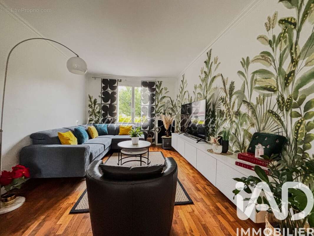 Maison 88 m² à Argenteuil  - photo 2