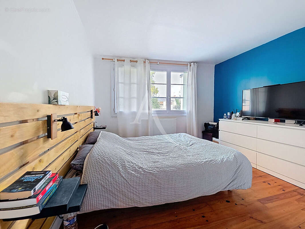 Maison à MANTES-LA-JOLIE