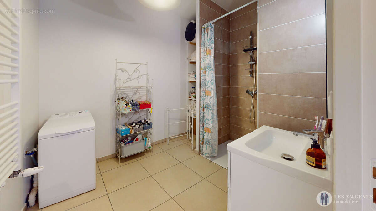 Appartement à COGNIN