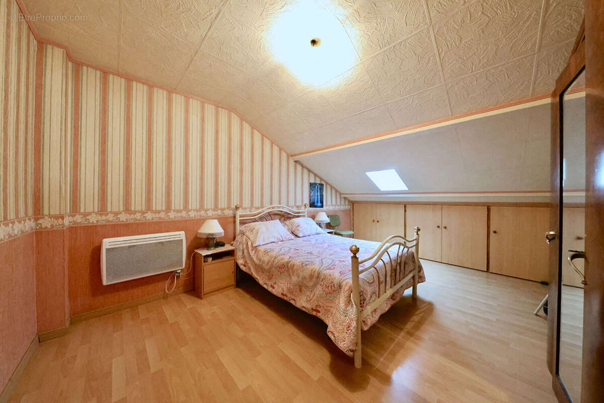 Maison à CORBEIL-ESSONNES