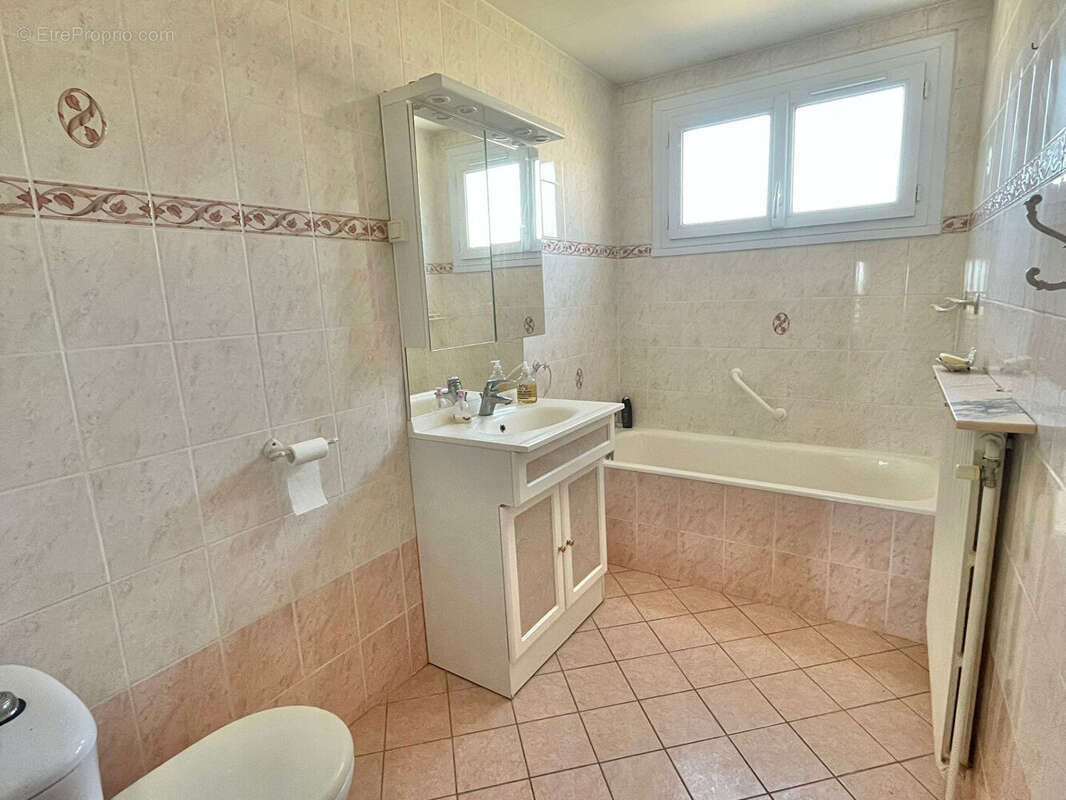 Maison à BOURGOIN-JALLIEU