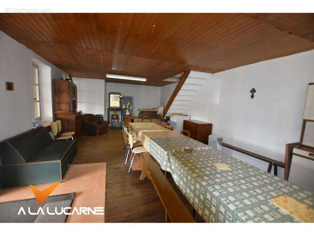 Maison à CIRIERES