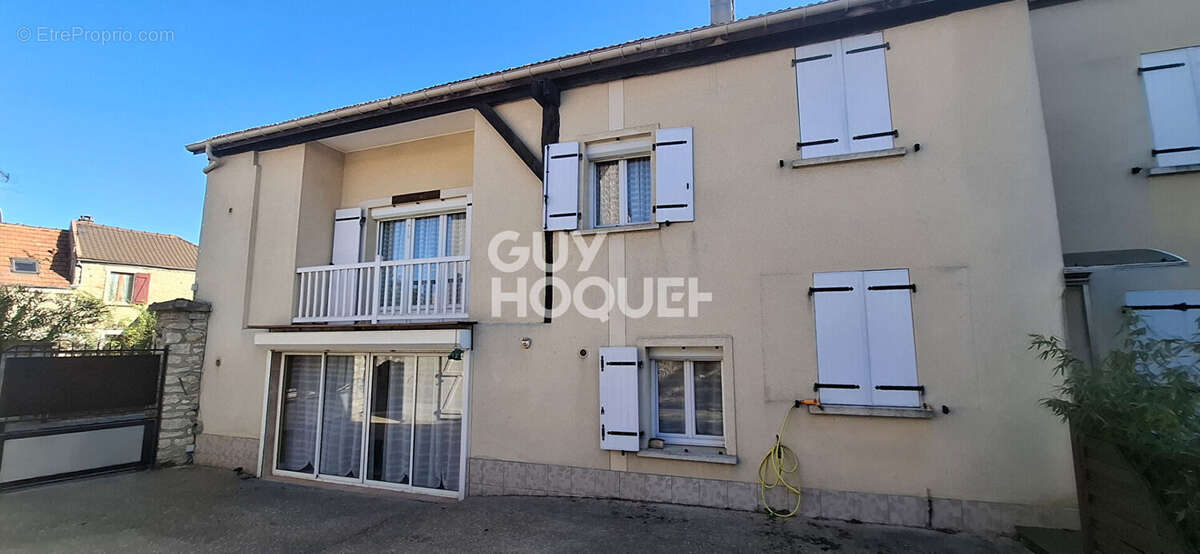 Maison à FLINS-SUR-SEINE