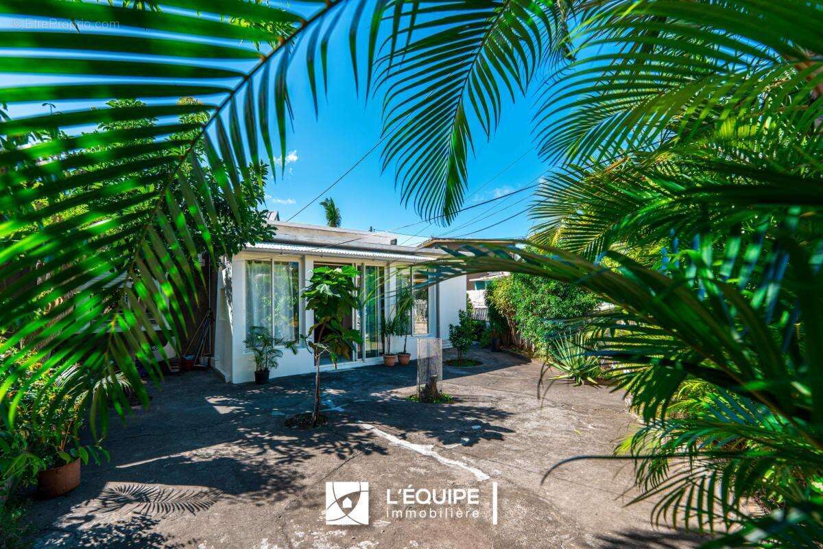 Maison à SAINT-DENIS