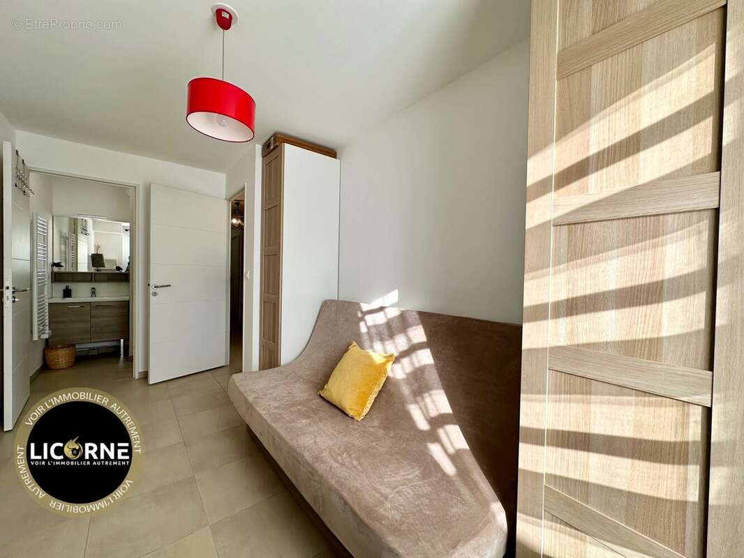 Appartement à LE PUY-SAINTE-REPARADE