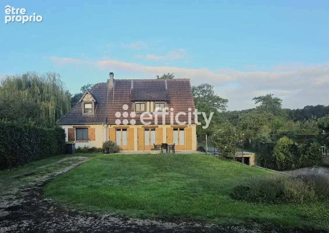 Maison à LA HAYE-MALHERBE