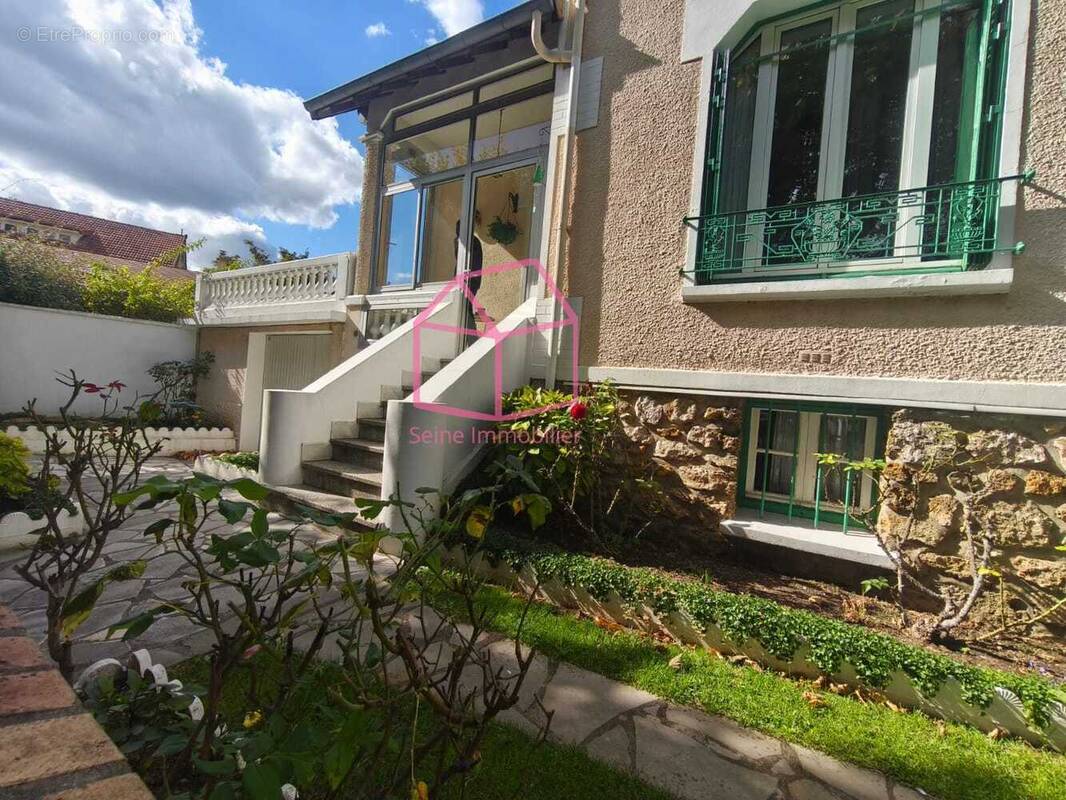 Maison à CHOISY-LE-ROI
