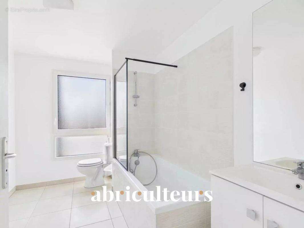 Appartement à COLOMBES