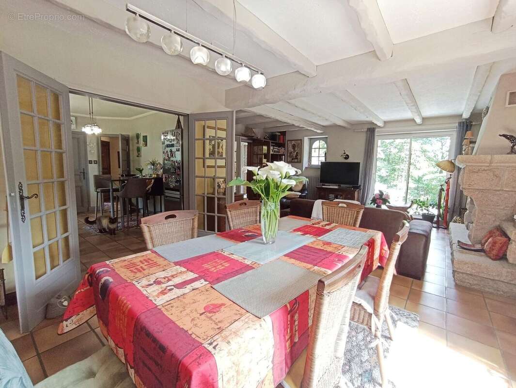 Maison 158 m² à Landivisiau  - photo 6