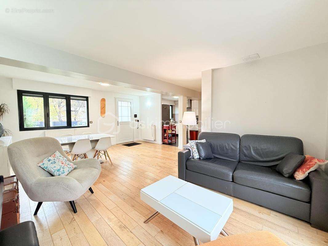 Maison à LE PERREUX-SUR-MARNE