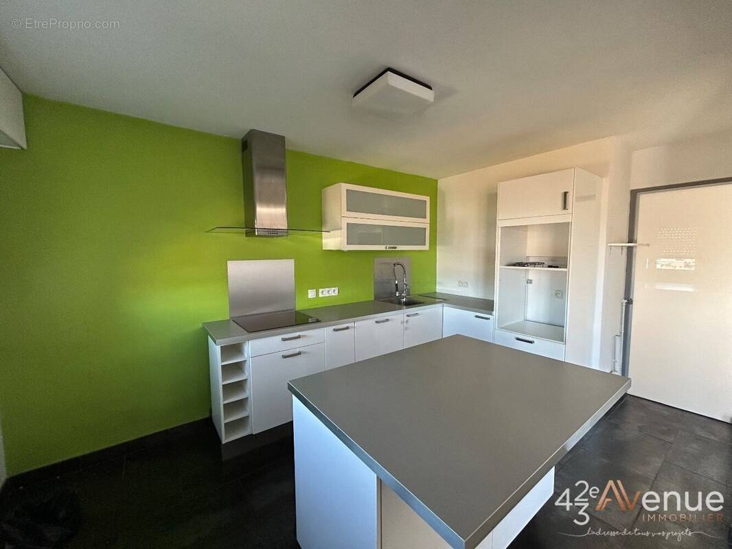 Appartement à SAINT-ETIENNE