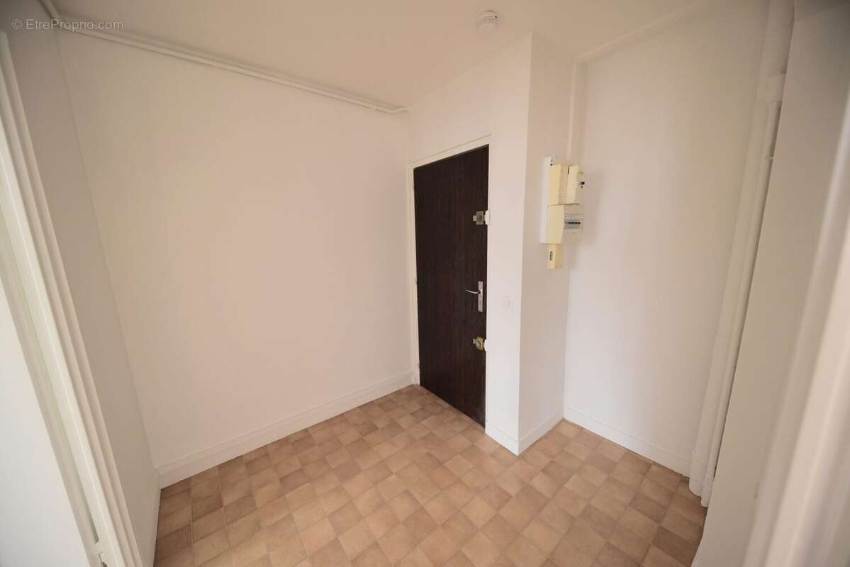 Appartement à COUBRON