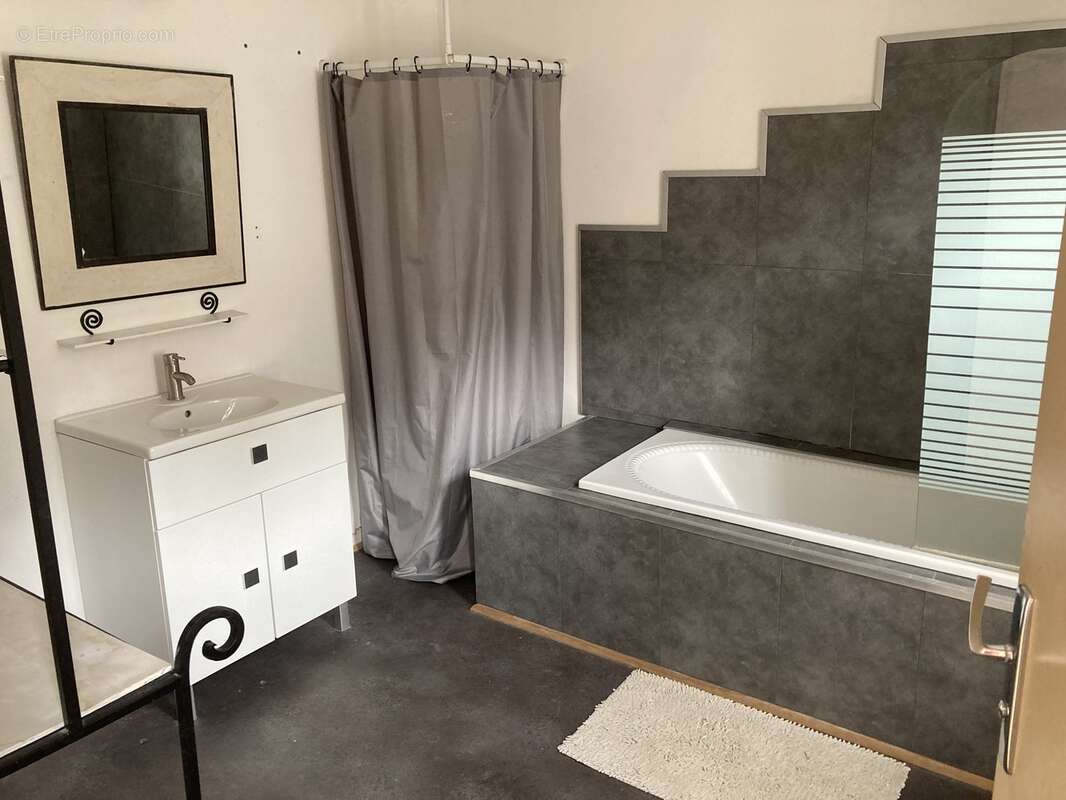 Appartement à CHARLEVILLE-MEZIERES