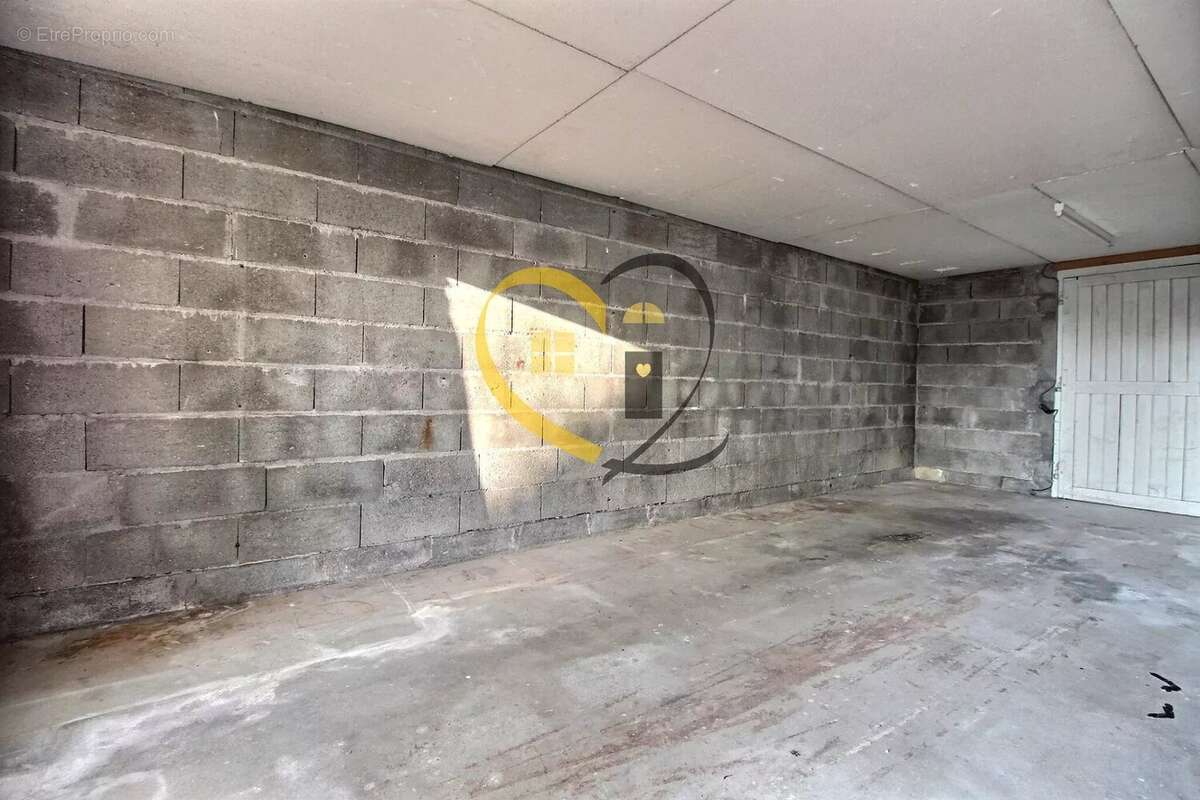 Maison à SAINT-DOULCHARD